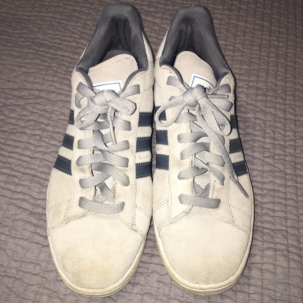 8.5 Adidas suede grey classic sneakers